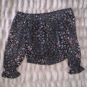 Abercrombie & Fitch Off the Shoulder blouse
